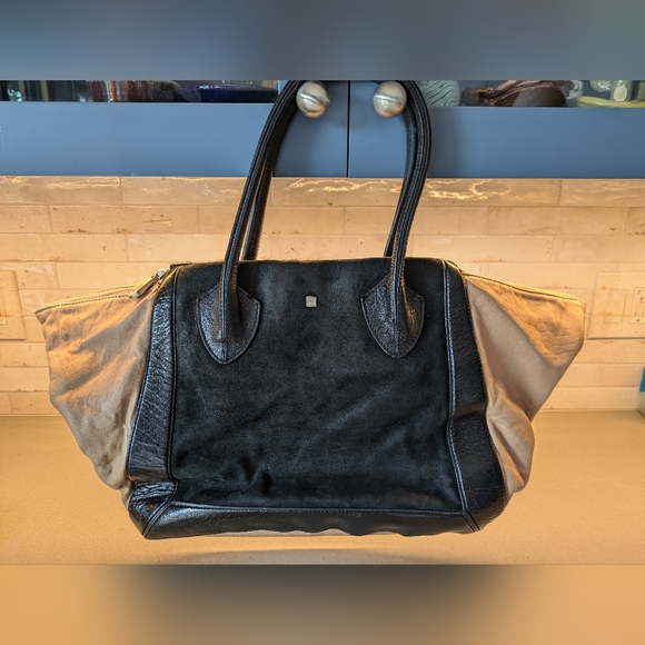 Pour La Victoire Large Maison Colorblock Tote in Tan Leather & Black Sue… - Picture 2 of 15